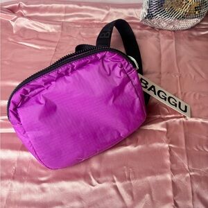 NWT Baggu Extra Pink Puffy Fanny Pack